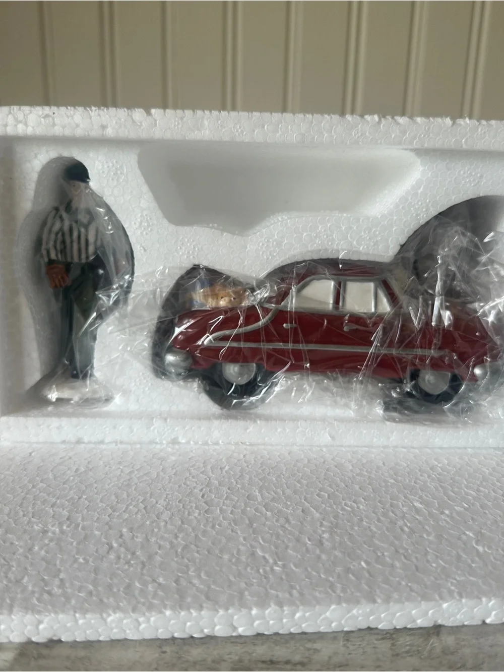 Dept 56 Service With A Smile NEW Set Of 2 Snow Village Accessory Vehicle #54865